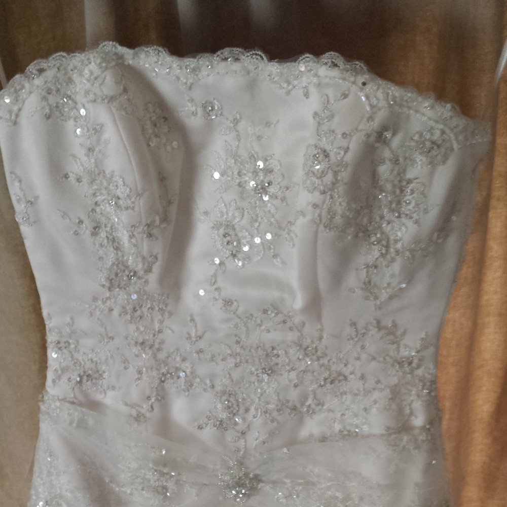 Maggie Soterro Wedding Gown